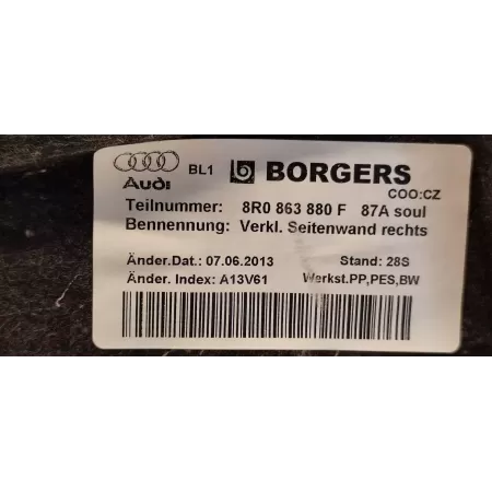 AUDI A4 B8 A5 8T Q5 BOCZEK BAGAŻNIKA PRAWY 8R0863880F