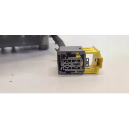 MERCEDES W247 PRZEKAŹNIK GNIAZDO BEZPIECZNIKÓW