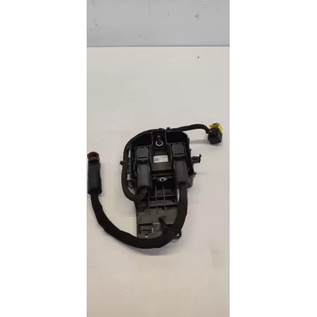 MERCEDES W247 PRZEKAŹNIK GNIAZDO BEZPIECZNIKÓW