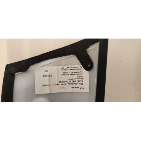 MERCEDES W247 OSŁONA SŁUPKA LEWA A2476900104