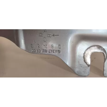 MERCEDES W247 BŁOTNIK LEWY PRZÓD 922 A2478810900