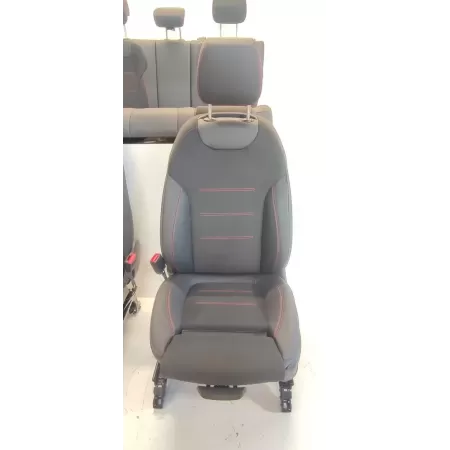 MERCEDES W247 FOTELE KANAPA 2024 A2479003714 A2479005707 TYLKO 200KM