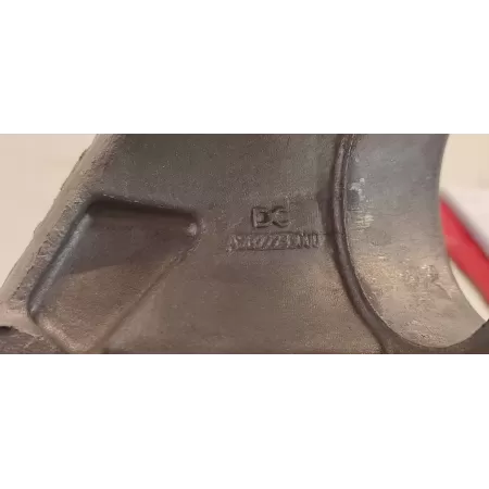 MERCEDES W247 ŁAPA SILNIKA A1771421500