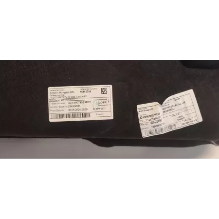 MERCEDES W247 BOCZEK BAGAŻNIKA PRAWY A2476907802