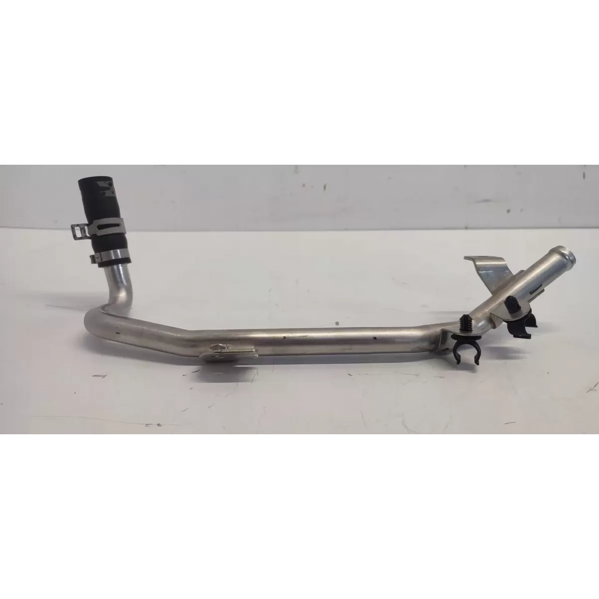 MERCEDES W247 RURA PRZEWÓD WODY A2822000401