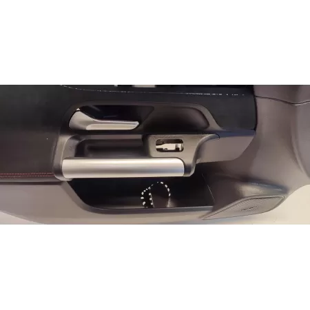 MERCEDES W247 BOCZEK DRZWI LEWY PRZÓD RHD ANGLIK A2477205700