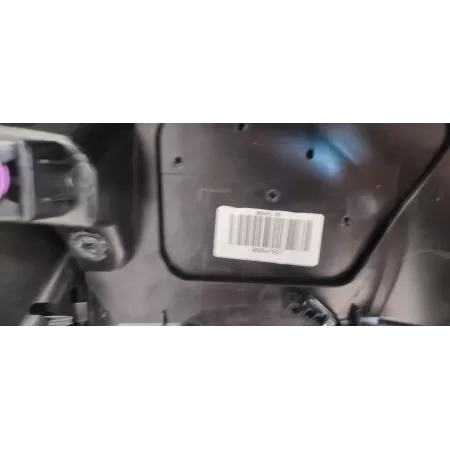 MERCEDES W247 BOCZEK DRZWI LEWY PRZÓD RHD ANGLIK A2477205700