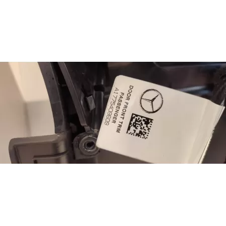 MERCEDES W247 BOCZEK DRZWI LEWY PRZÓD RHD ANGLIK A2477205700