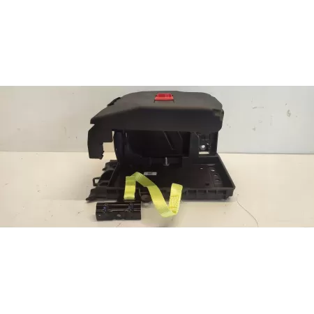 MERCEDES W247 PODSTAWA OBUDOWA AKUMULATORA A2475459800 A2475408320