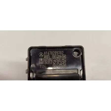MERCEDES W247 PRZYCISK KLAPY BAGAŻNIKA A1678205702