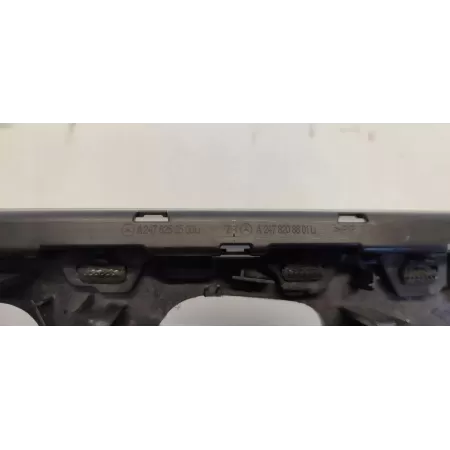 MERCEDES W247 LISTWA DEKOR DRZWI LEWY PRZÓD A2477204102 A2478208801