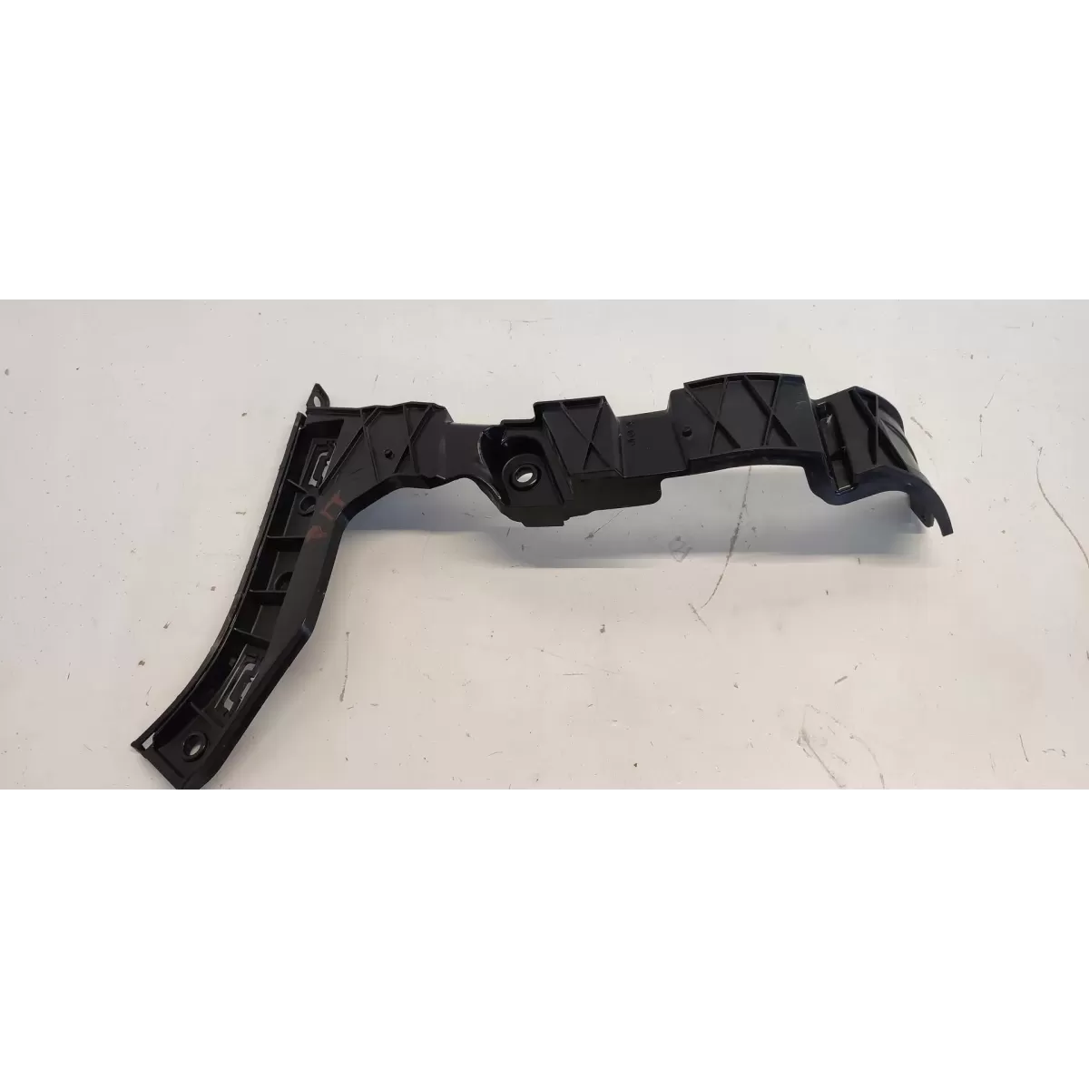 MERCEDES W247 ŚLIZG ZDERZAKA PRAWY TYŁ A2478850500