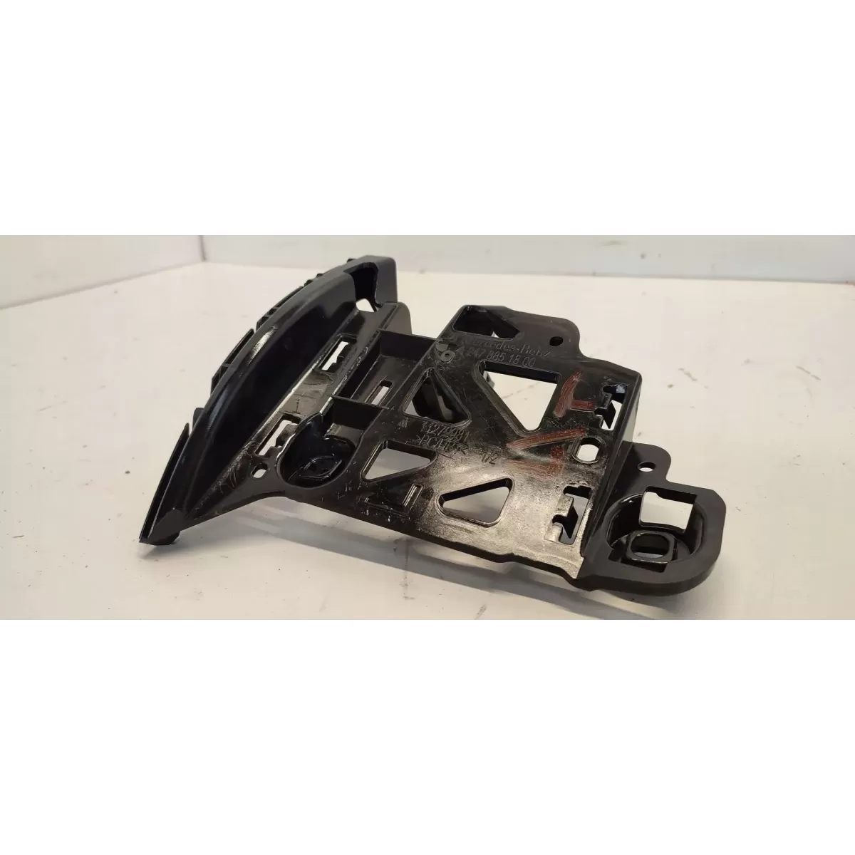 MERCEDES W247 ŚLIZG ZDERZAKA LEWY TYŁ A2478851800