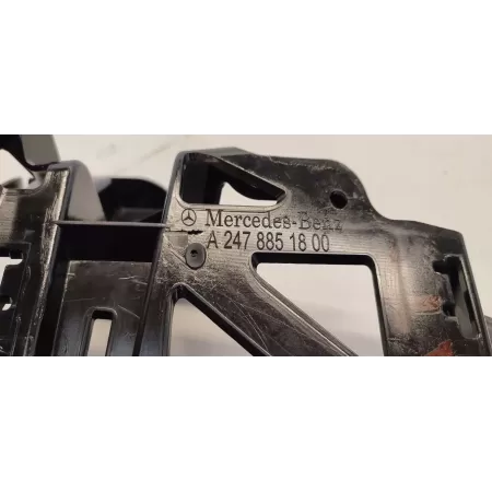 MERCEDES W247 ŚLIZG ZDERZAKA LEWY TYŁ A2478851800