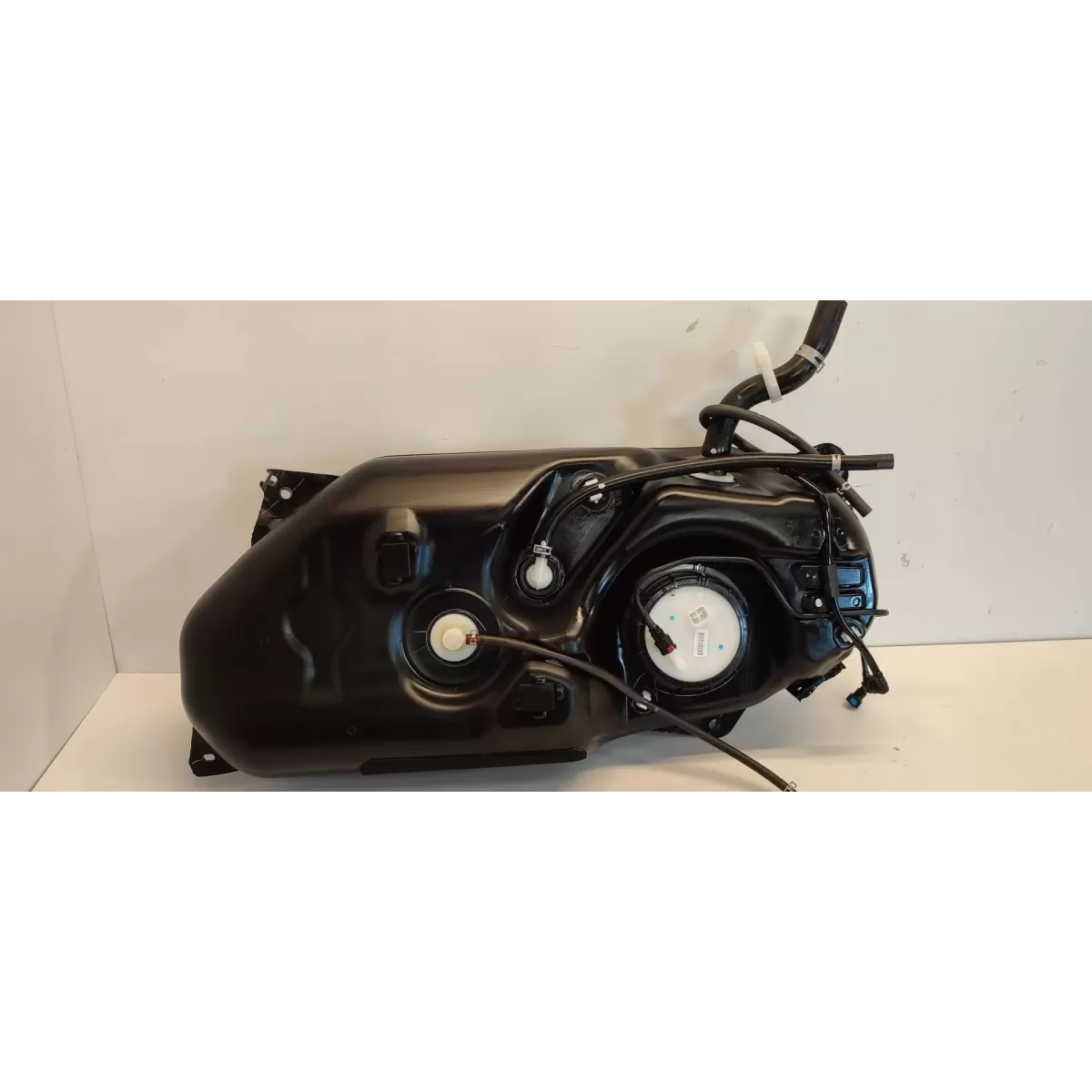 SUZUKI SWIFT MK9 ZBIORNIK PALIWA 1.2 71732-70T0