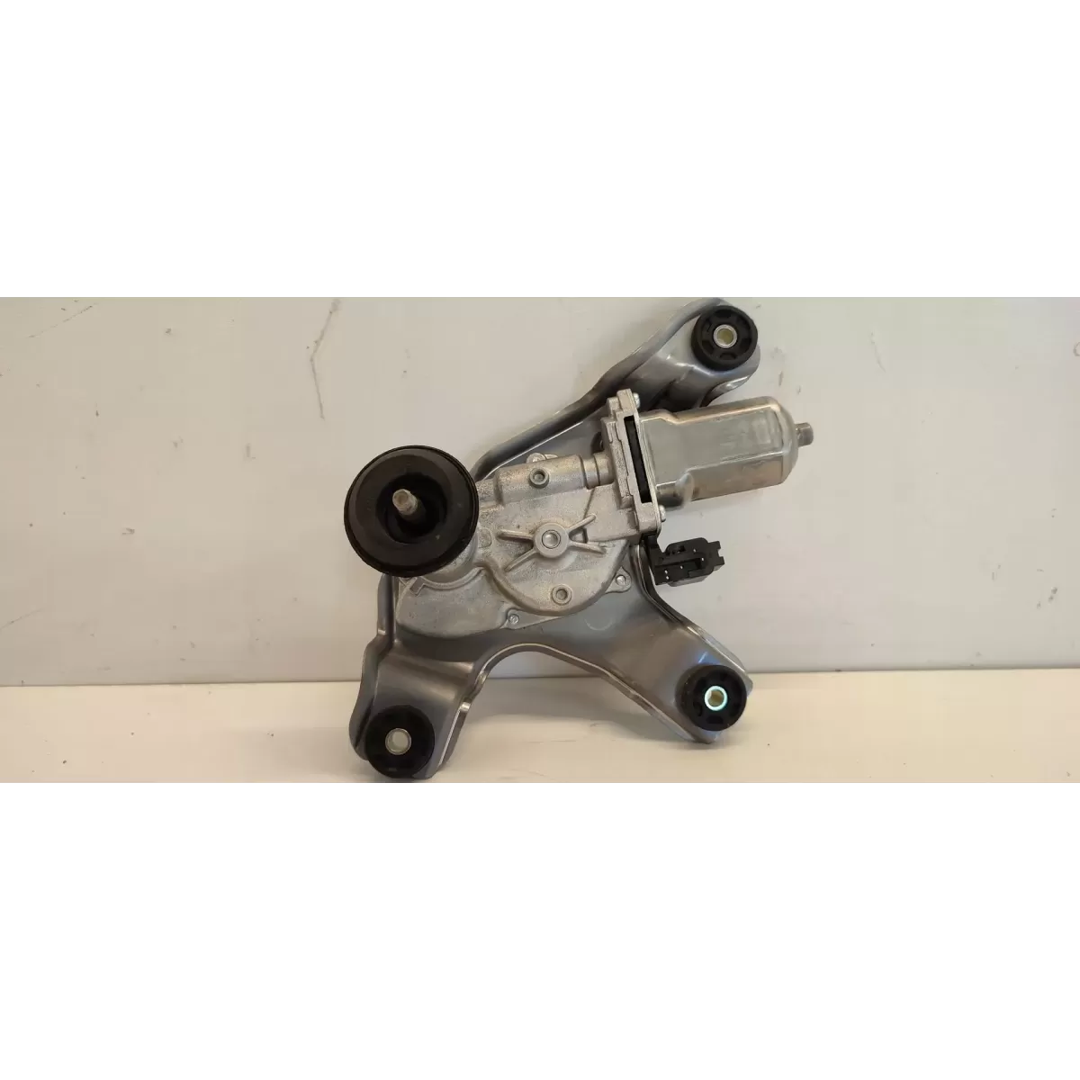 SUZUKI SWIFT MK9 SILNICZEK WYCIERACZKI KLAPY BAGAŻNIKA 259600-9491
