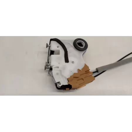 SUZUKI SWIFT MK9 ZAMEK KLAMKA DRZWI LEWY PRZÓD