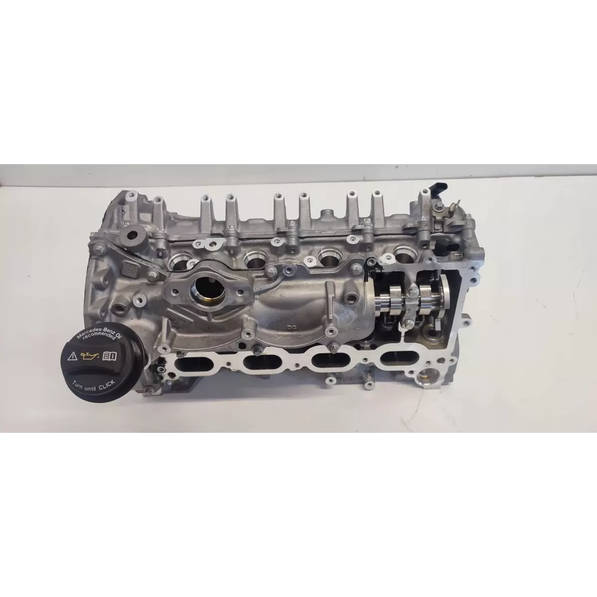 MERCEDES W247 GŁOWICA CYLINDRÓW ZAWORY A2820106701 A2820108403 200KM