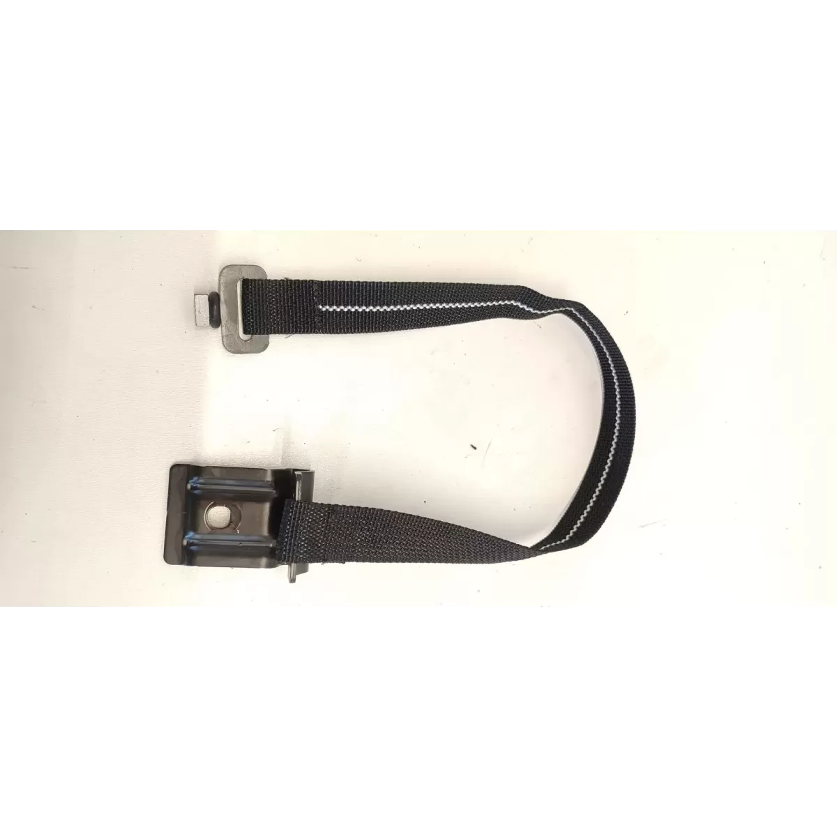 AUDI Q5 KLAMRA AKUMULATORA 8R0867749A