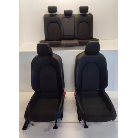 CUPRA FORMENTOR FOTELE KANAPA 2024