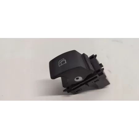 CUPRA FORMENTOR PRZYCISK OTWIERANIA KLAPY 5H0959833