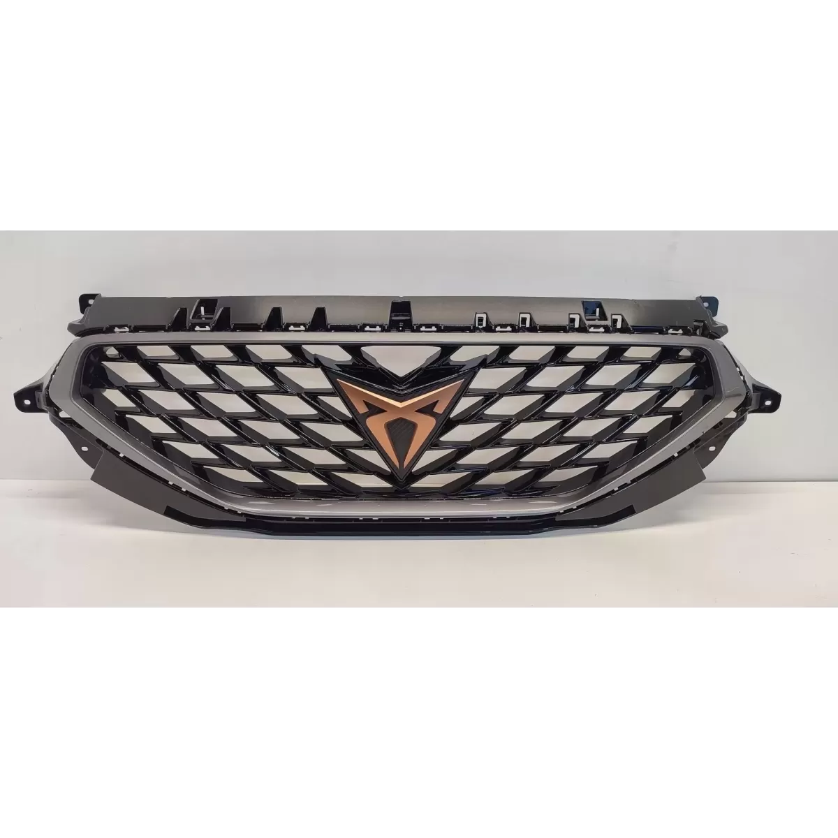CUPRA FORMENTOR GRILL ATRAPA ZDERZAKA PRZÓD 5FF853561C
