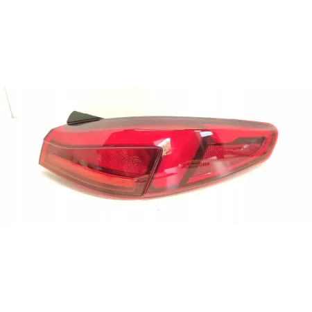 BMW F44 218I LAMPA PRAWY TYŁ 7465466