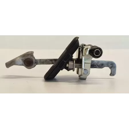 DACIA DUSTER II OGRANICZNIK DRZWI 02559R