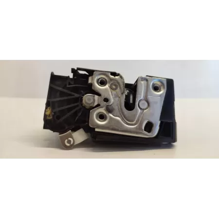 DACIA DUSTER II ZAMEK DRZWI PRAWY PRZÓD 805029426R