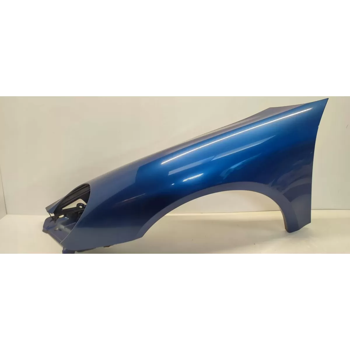 PORSCHE CAYMAN S BŁOTNIK LEWY PRZÓD 98750303100