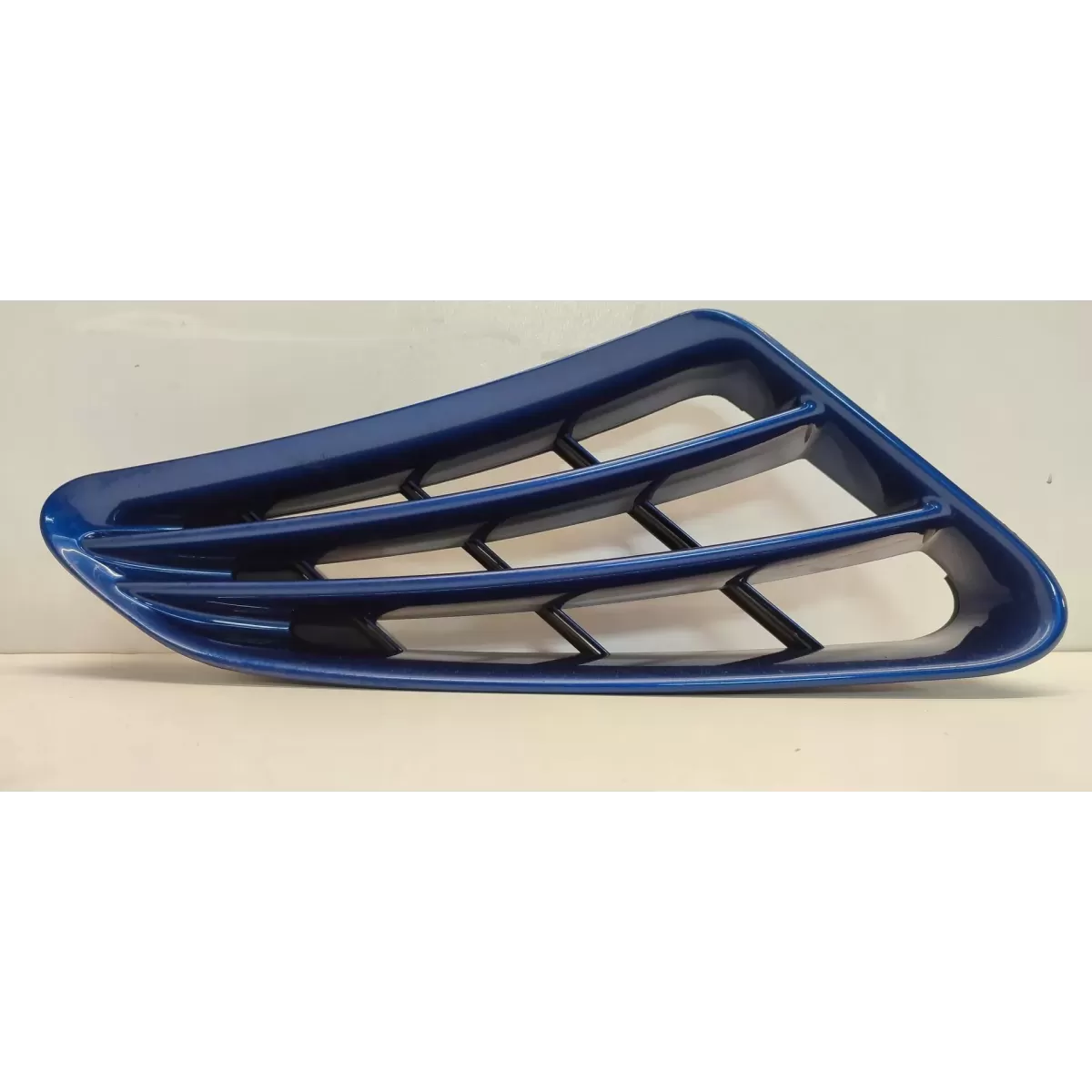 PORSCHE CAYMAN S 987 KRATKA WLOTU POWIETRZA LEWA 98750474902 98750456102