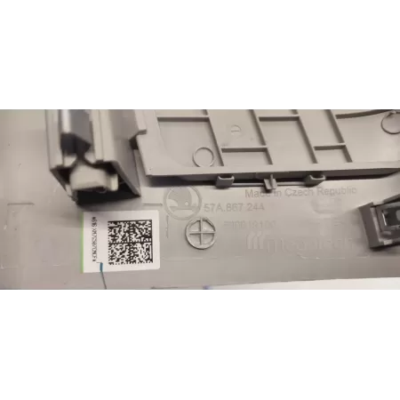 SKODA KAROQ OSŁONA SŁUPKA PRAWA 57A867244