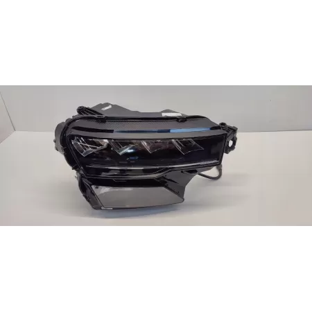 SKODA KAROQ LAMPA PRAWY PRZÓD ANGLIK RHD 57C941010