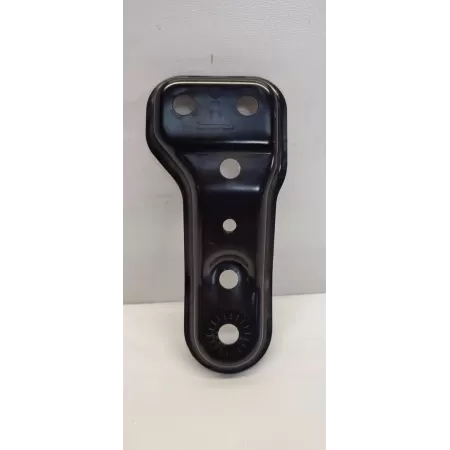 SKODA KAROQ WSPORNIK SANEK PRAWY PRZÓD 5Q0199518E