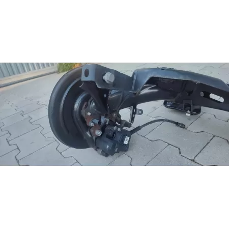 SKODA KAROQ BELKA ZAWIESZENIE TYŁ 2023 13tys km 5Q0501049BJ SKODA KAROQ BELKA ZAWIESZENIE TYŁ 2023 13tys km 5Q0501049BJ