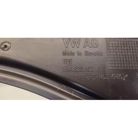SKODA KAROQ OSŁONA PODWOZIA PRAWY TYŁ 5WA825102A