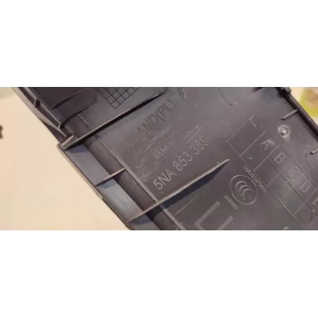 VW TIGUAN II LISTWA PROGOWA LEWA 5NA853369 VW TIGUAN II LISTWA PROGOWA LEWA 5NA853369