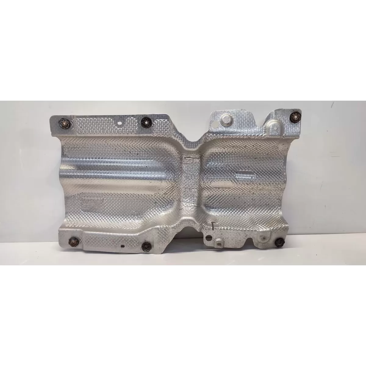 VW TIGUAN II OSŁONA TERMICZNA ŚRODEK 5QA825613A