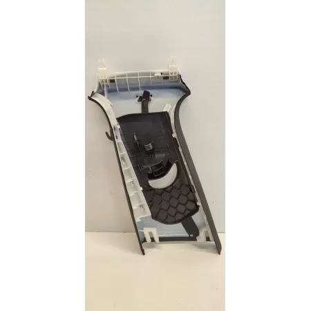 AUDI A4 B9 OSŁONA SŁUPA PRAWA 8W0867244D