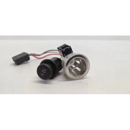 AUDI A4 B9 GNIAZDO ZAPALNICZKI 4M0919340