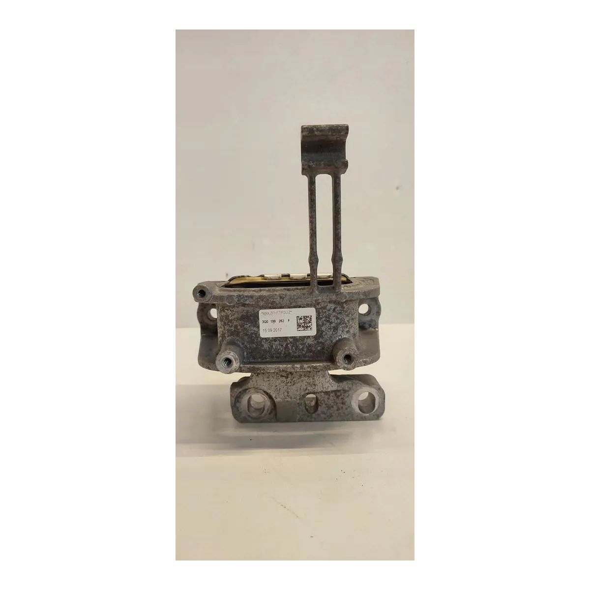 VW TIGUAN II ŁAPA PODUSZKA SILNIKA 3Q0199262F