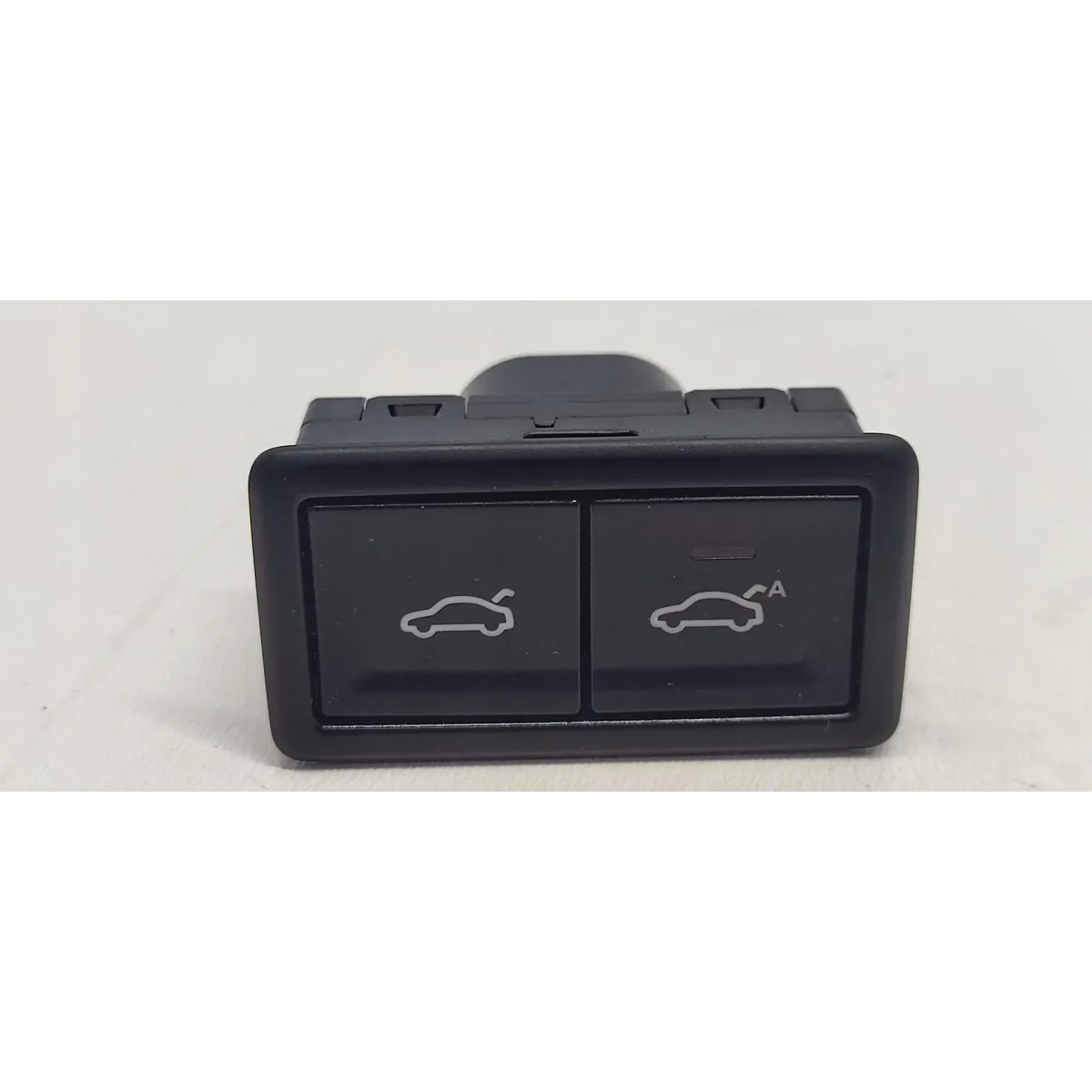 VW TIGUAN II PRZYCISK KLAPY BAGAŻNIKA 3G0959832A