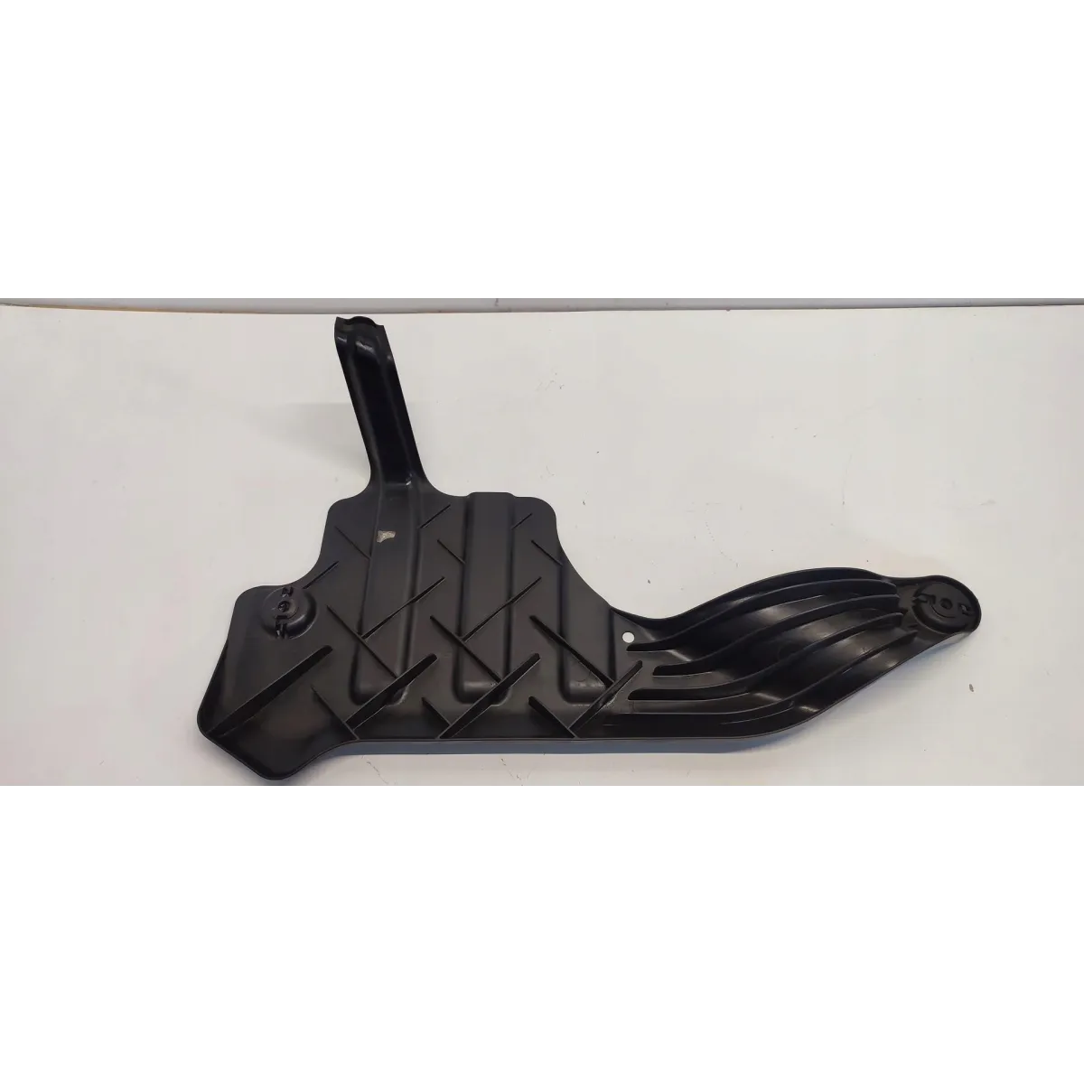 SEAT TARRACO OSŁONA PODOWZIA 5QF501713B