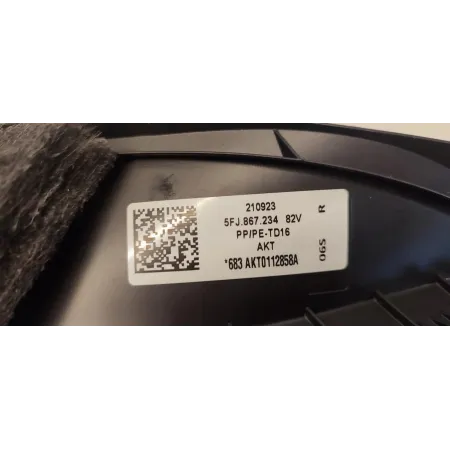 SEAT TARRACO OSŁONA SŁUPKA PRAWY PRZÓD 5FJ867234