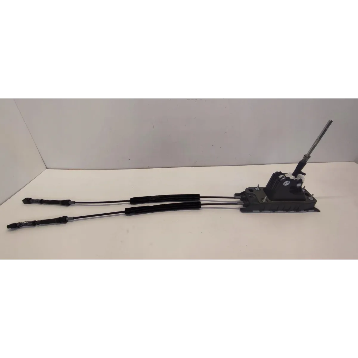 SEAT TARRACO WYBIERAK BIEGÓW 5WA711049BA