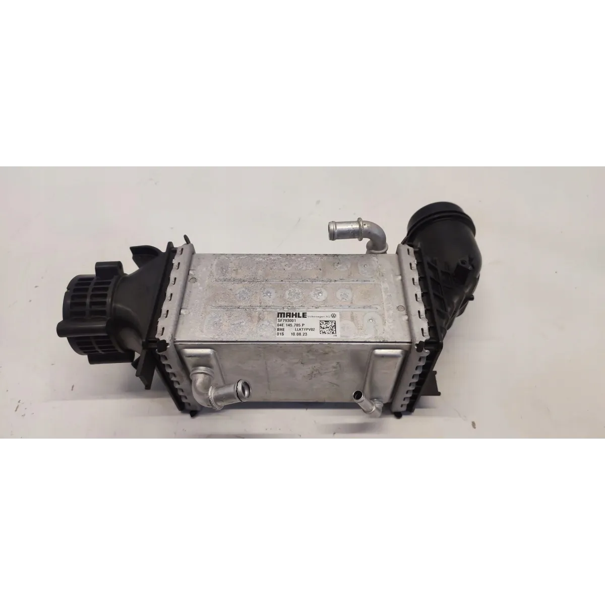 SEAT TARRACO VW TIGUAN II INTERCOOLER 1.5TSI 04E145785P