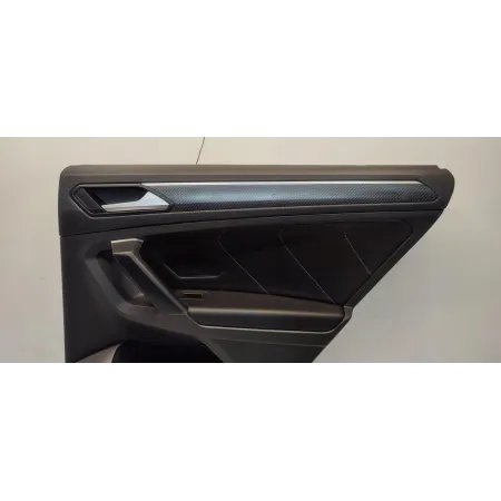 VW TIGUAN II TAPICERKA BOCZKA DRZWI PRAWY TYŁ 5NA867212S KTL