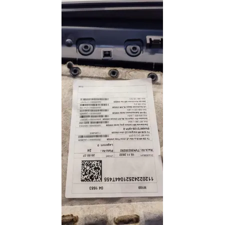 VW TIGUAN II TAPICERKA BOCZKA DRZWI PRAWY TYŁ 5NA867212S KTL