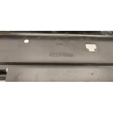 VOLVO XC40 PAS PRZEDNI KOMPLET ZAMKÓW 32297098 32244490