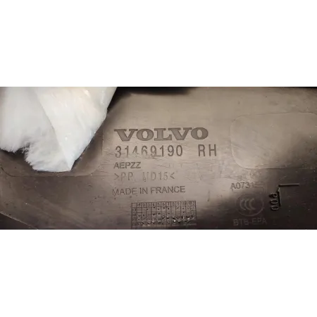 VOLVO XC40 OSŁONA SŁUPKA PRAWY TYŁ 31469190